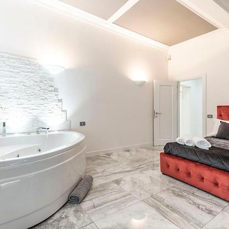 Trevi Luxury Apartment Jacuzzi Rome Buitenkant foto