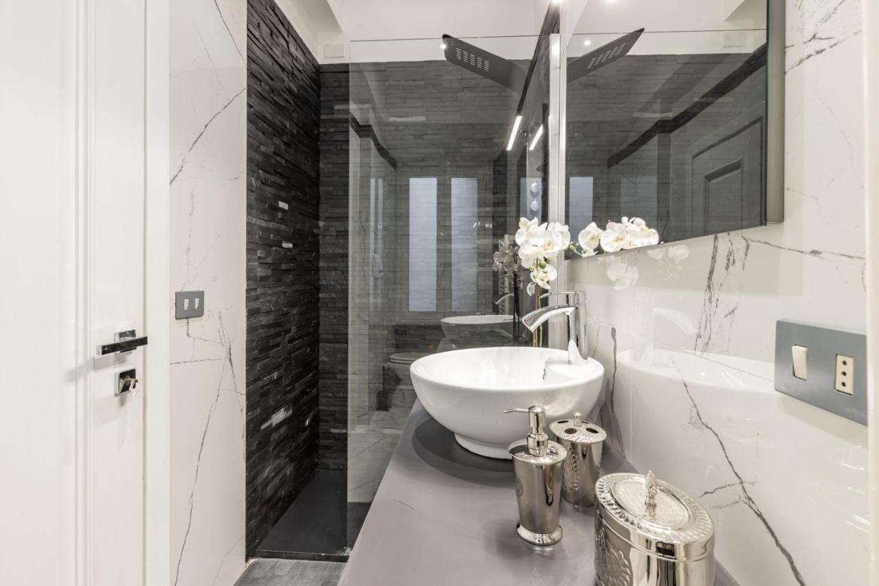 Trevi Luxury Apartment Jacuzzi Rome Buitenkant foto