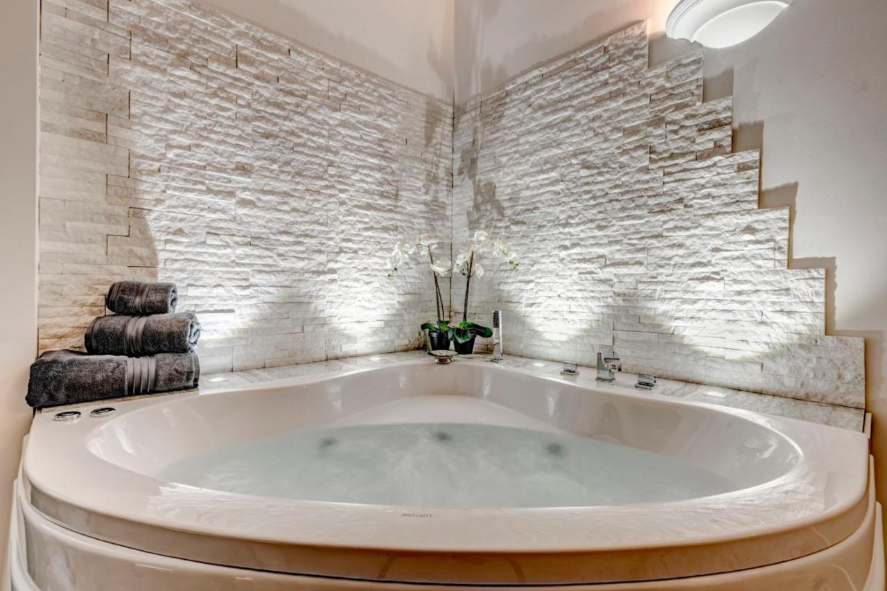 Trevi Luxury Apartment Jacuzzi Rome Buitenkant foto